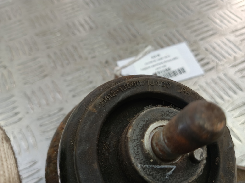 подушка двигателя (опора двс) Hyundai I20 1.4 AT (100 л.с.)i20  I (2008—2012) Хетчбэк 218101J000, 3390 рублей, Москва