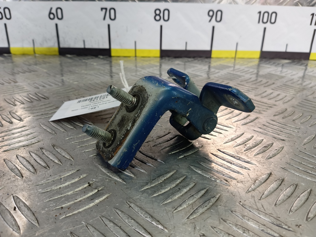 петля двери SUZUKI Grand Vitara 2.0 4WD MT (140 л.с.)Grand Vitara  II (2005—2008) Внедорожник 6943063J00, 520 рублей, Москва