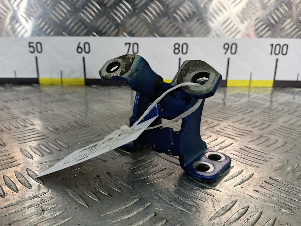 петля крышки багажника SUZUKI Grand Vitara 2.0 4WD MT (140 л.с.)Grand Vitara  II (2005—2008) Внедорожник 6951065J00, 630 рублей, Москва