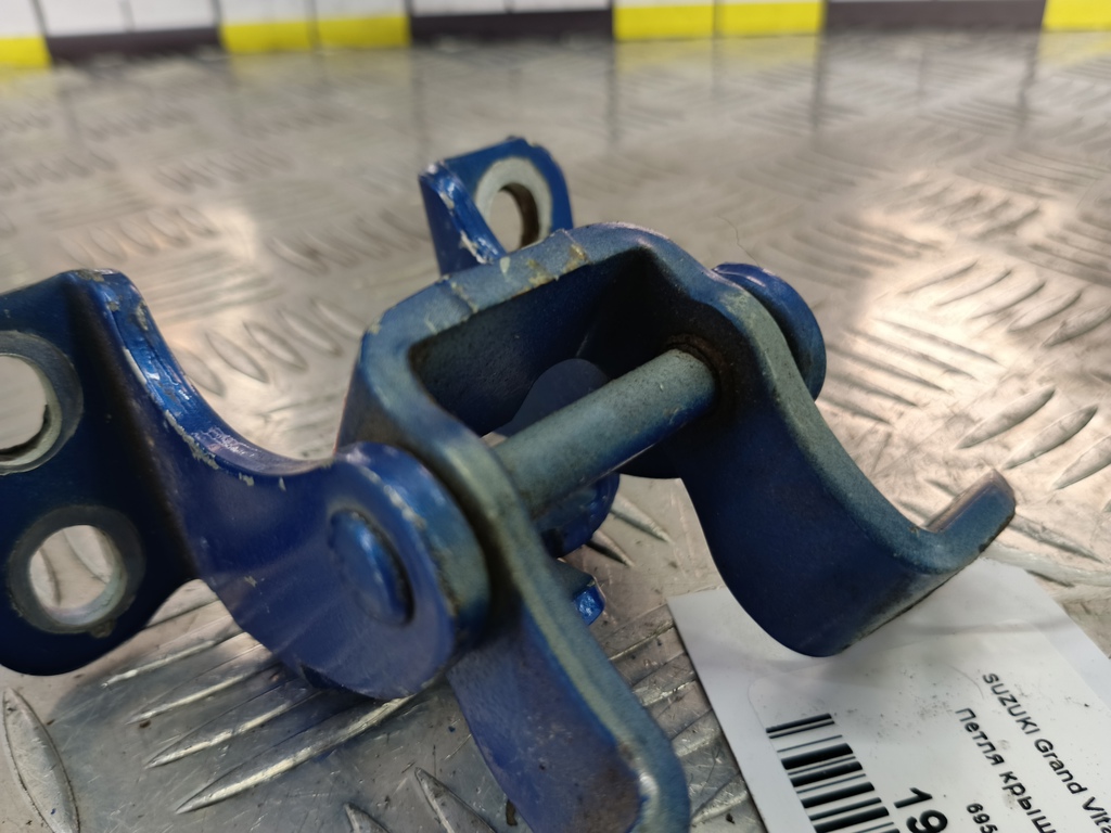 петля крышки багажника SUZUKI Grand Vitara 2.0 4WD MT (140 л.с.)Grand Vitara  II (2005—2008) Внедорожник 6951065J00, 630 рублей, Москва