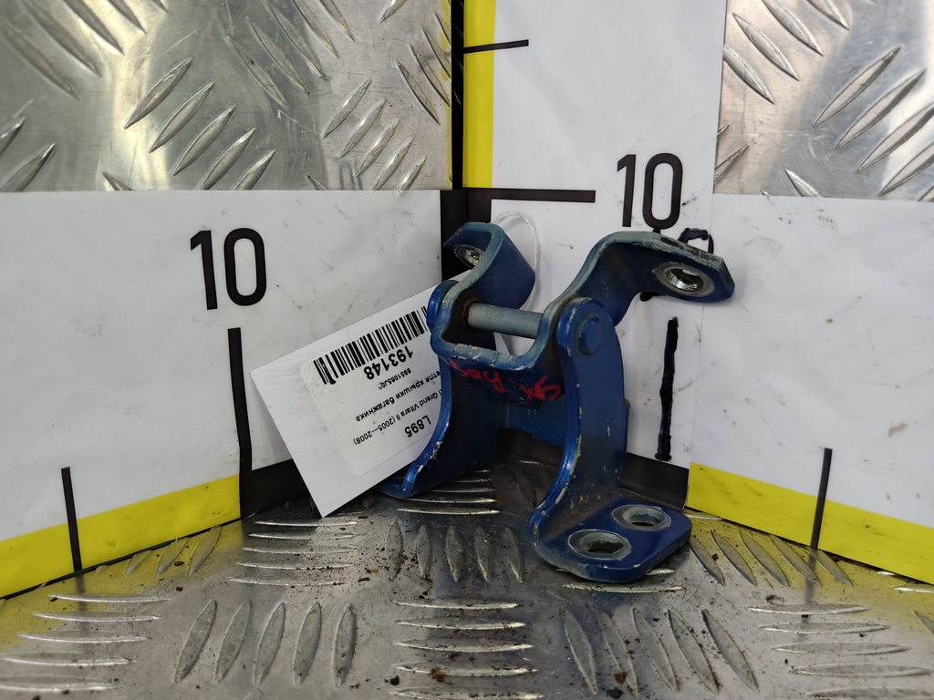 петля крышки багажника SUZUKI Grand Vitara 2.0 4WD MT (140 л.с.)Grand Vitara  II (2005—2008) Внедорожник 6951065J00, 630 рублей, Москва