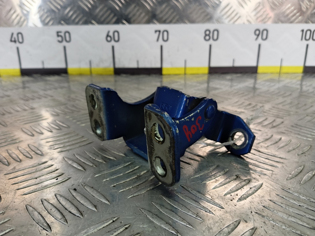 петля крышки багажника SUZUKI Grand Vitara 2.0 4WD MT (140 л.с.)Grand Vitara  II (2005—2008) Внедорожник 6951065J00, 630 рублей, Москва