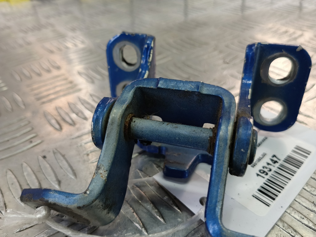 петля крышки багажника SUZUKI Grand Vitara 2.0 4WD MT (140 л.с.)Grand Vitara  II (2005—2008) Внедорожник 6951065J00, 630 рублей, Москва