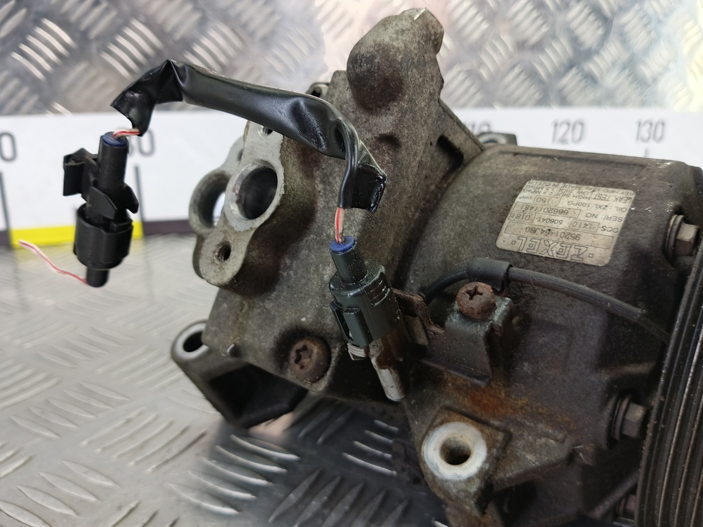 компрессор кондиционера SUZUKI Grand Vitara 2.0 4WD MT (140 л.с.)Grand Vitara  II (2005—2008) Внедорожник 9520064JB1, 17650 рублей, Москва