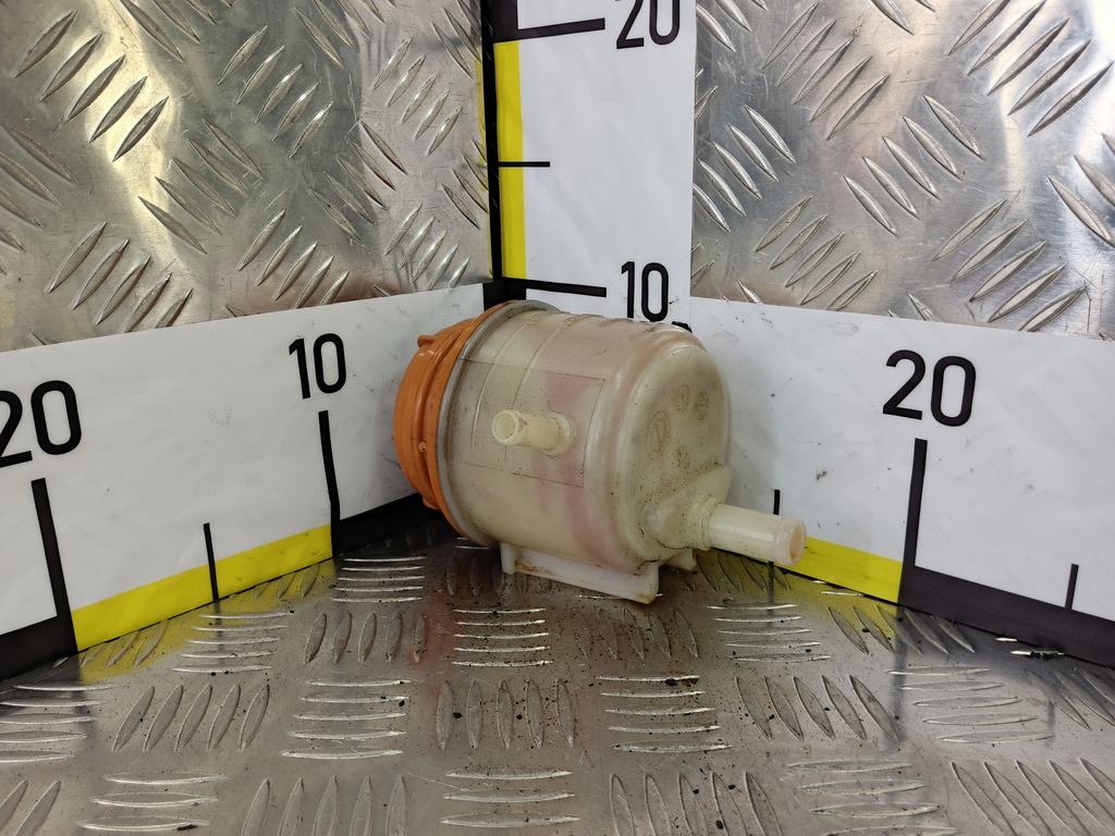 бачок гидроусилителя SUZUKI Grand Vitara 2.0 4WD MT (140 л.с.)Grand Vitara  II (2005—2008) Внедорожник 49140-65J00, 1210 рублей, Москва