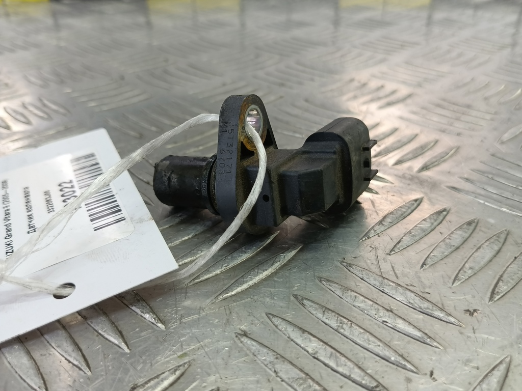 датчик положения коленвала SUZUKI Grand Vitara 2.0 4WD MT (140 л.с.)Grand Vitara  II (2005—2008) Внедорожник 3322063J00, 1780 рублей, Москва