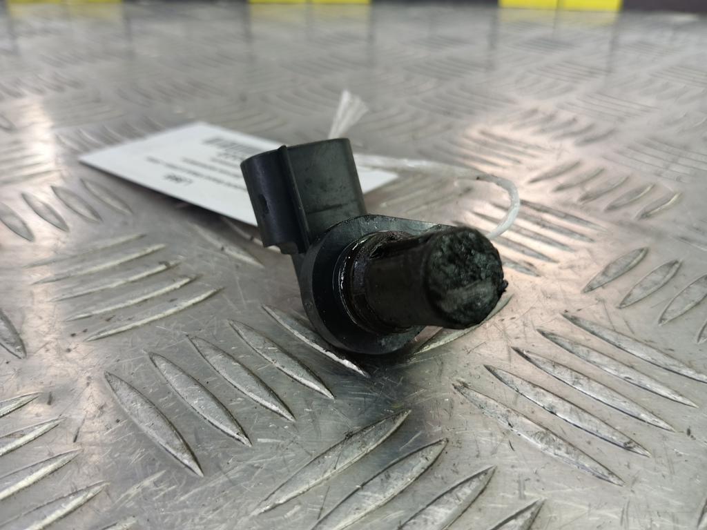 датчик положения коленвала SUZUKI Grand Vitara 2.0 4WD MT (140 л.с.)Grand Vitara  II (2005—2008) Внедорожник 3322063J00, 1780 рублей, Москва