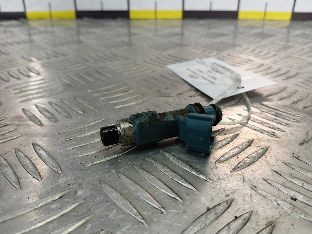 форсунка топливная SUZUKI Grand Vitara 2.0 4WD MT (140 л.с.)Grand Vitara  II (2005—2008) Внедорожник 1571065J00, 750 рублей, Москва