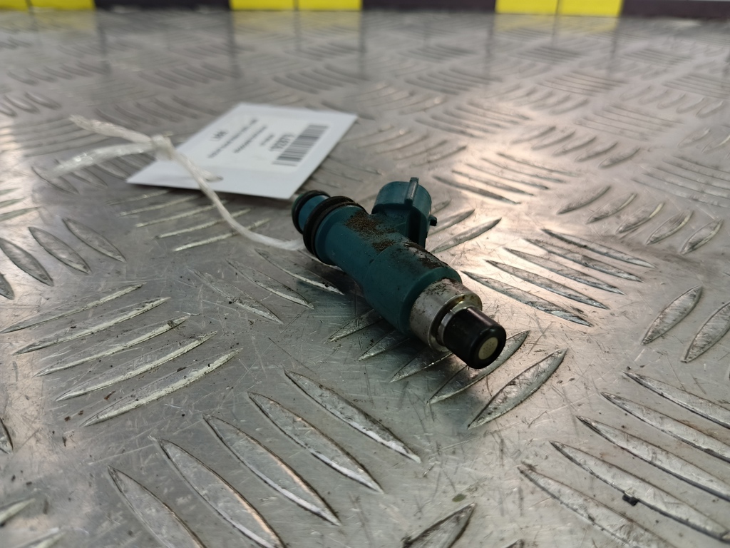 форсунка топливная SUZUKI Grand Vitara 2.0 4WD MT (140 л.с.)Grand Vitara  II (2005—2008) Внедорожник 1571065J00, 750 рублей, Москва