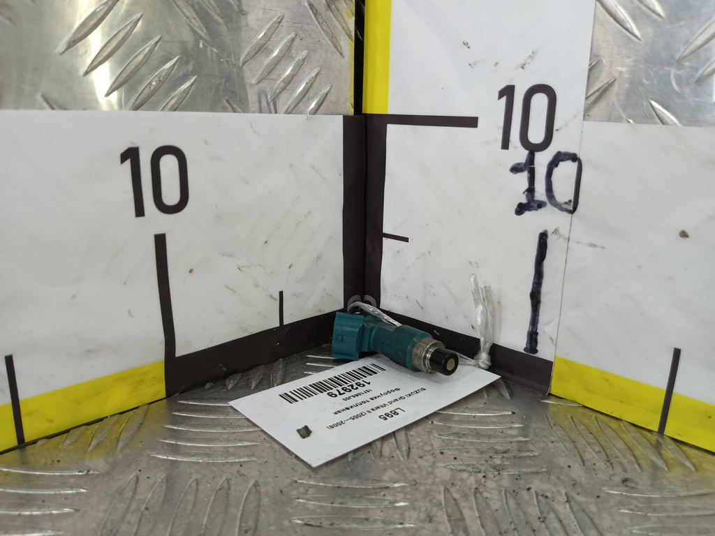 форсунка топливная SUZUKI Grand Vitara 2.0 4WD MT (140 л.с.)Grand Vitara  II (2005—2008) Внедорожник 1571065J00, 750 рублей, Москва