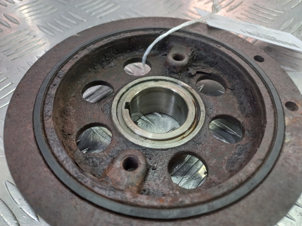 шкив коленвала SUZUKI Grand Vitara 2.0 4WD MT (140 л.с.)Grand Vitara  II (2005—2008) Внедорожник 1261062G12, 2700 рублей, Москва