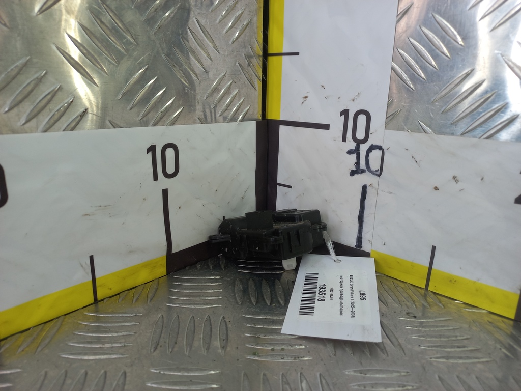 моторчик заслонки отопителя SUZUKI Grand Vitara 2.0 4WD MT (140 л.с.)Grand Vitara  II (2005—2008) Внедорожник 95651-64J01, 2700 рублей, Москва