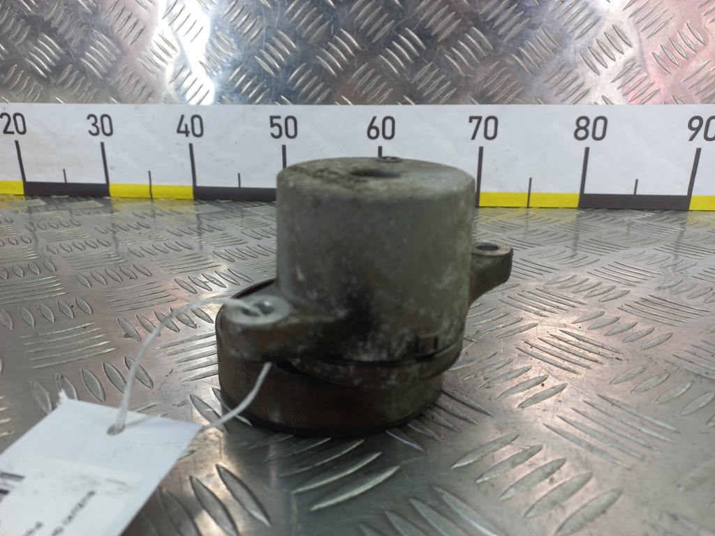 ролик натяжной SUZUKI Grand Vitara 2.0 4WD MT (140 л.с.)Grand Vitara  II (2005—2008) Внедорожник 1754077E10, 3850 рублей, Москва