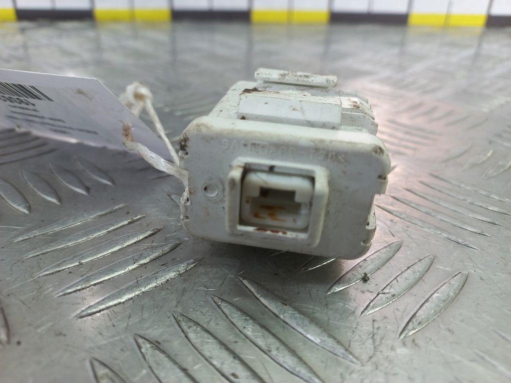 блок управления SUZUKI Grand Vitara 2.0 4WD MT (140 л.с.)Grand Vitara  II (2005—2008) Внедорожник 3719064J10, 630 рублей, Москва