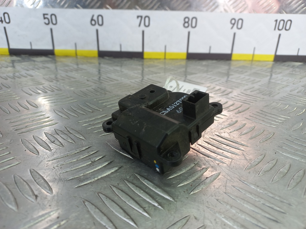 моторчик заслонки отопителя SUZUKI Grand Vitara 2.0 4WD MT (140 л.с.)Grand Vitara  II (2005—2008) Внедорожник 95651-64J01, 2700 рублей, Москва