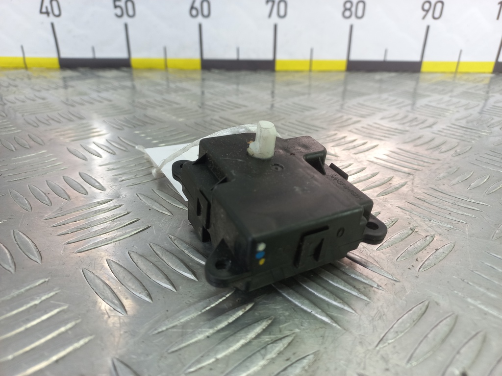 моторчик заслонки отопителя SUZUKI Grand Vitara 2.0 4WD MT (140 л.с.)Grand Vitara  II (2005—2008) Внедорожник 95651-64J01, 2700 рублей, Москва