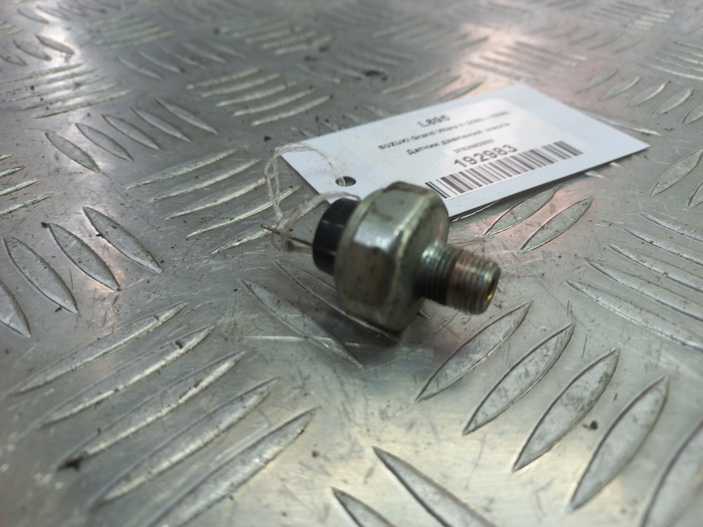 датчик давления масла SUZUKI Grand Vitara 2.0 4WD MT (140 л.с.)Grand Vitara  II (2005—2008) Внедорожник 3782082002, 630 рублей, Москва