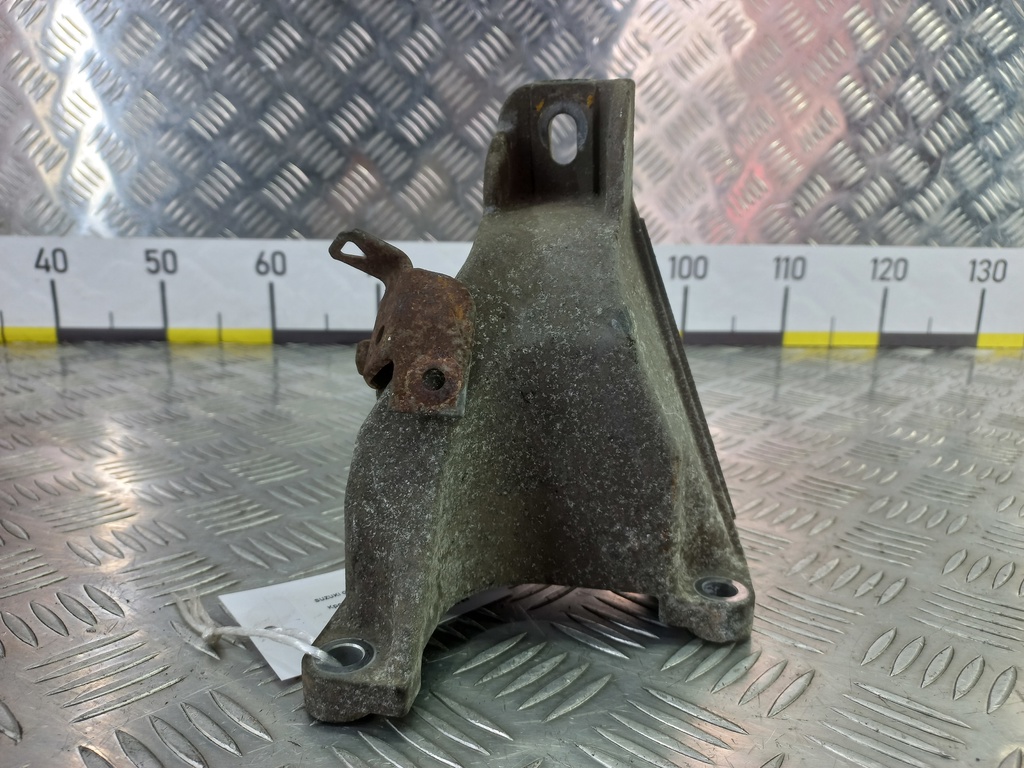 кронштейн двигателя (двс) SUZUKI Grand Vitara 2.0 4WD MT (140 л.с.)Grand Vitara  II (2005—2008) Внедорожник 1164165J00, 630 рублей, Москва