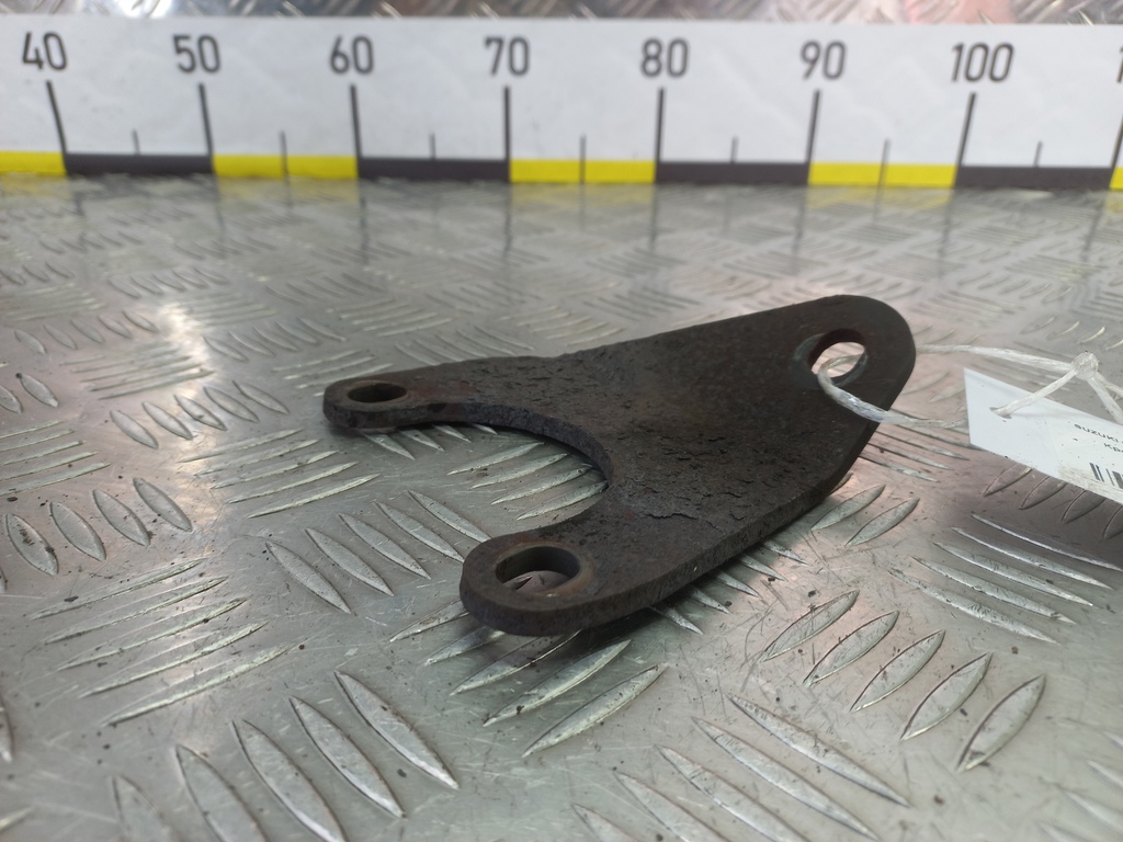 кронштейн коллектора SUZUKI Grand Vitara 2.0 4WD MT (140 л.с.)Grand Vitara  II (2005—2008) Внедорожник 1422165J00, 980 рублей, Москва