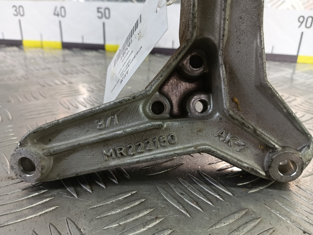кронштейн кпп MITSUBISHI Space Star  MR222150, 520 рублей, Москва