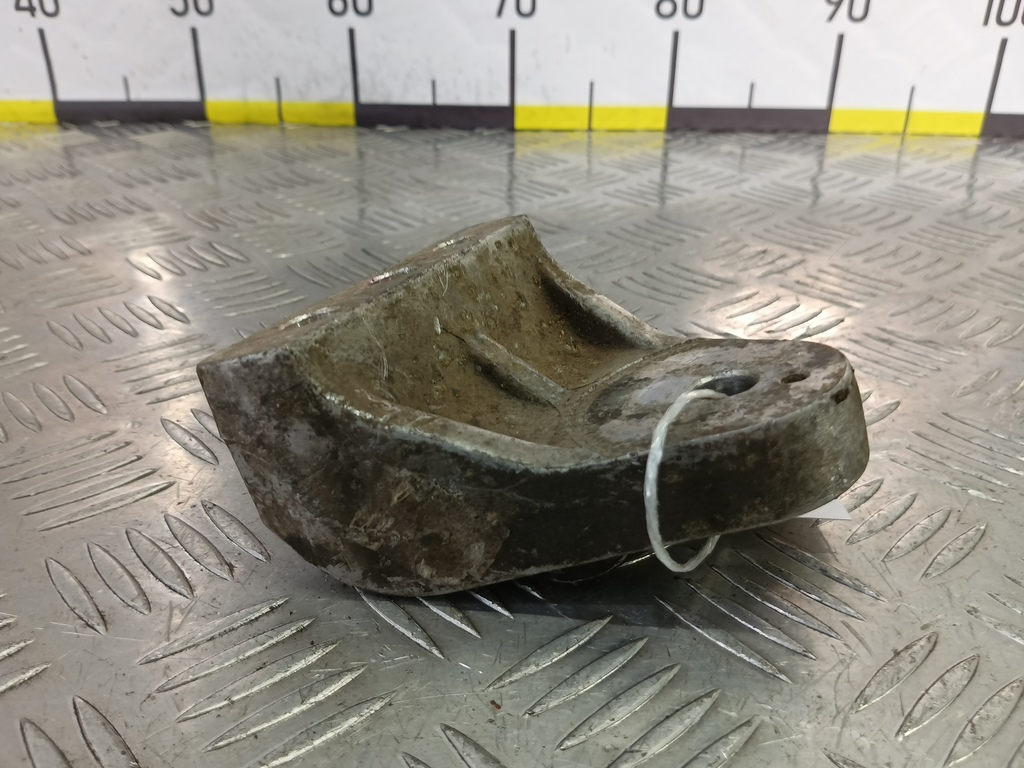 кронштейн двигателя (двс) Hyundai TUCSON 2.0 CRDi AT (112 л.с.)Tucson  I (2004—2011) Внедорожник 218152E200, 520 рублей, Москва