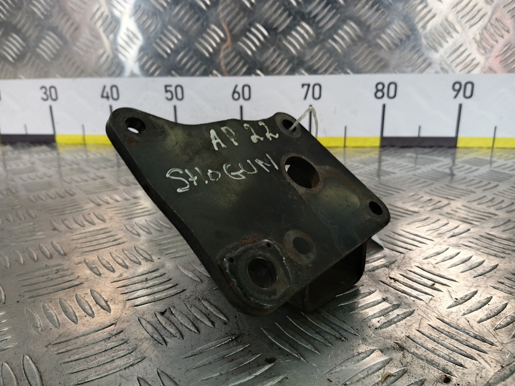 кронштейн двигателя (двс) MITSUBISHI PAJERO SPORT  MD367189, 630 рублей, Москва