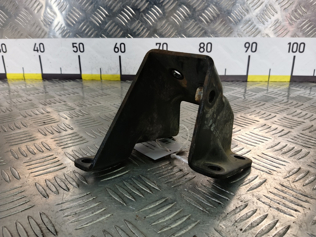 кронштейн двигателя (двс) SUZUKI JIMNY  1164180A00, 860 рублей, Москва