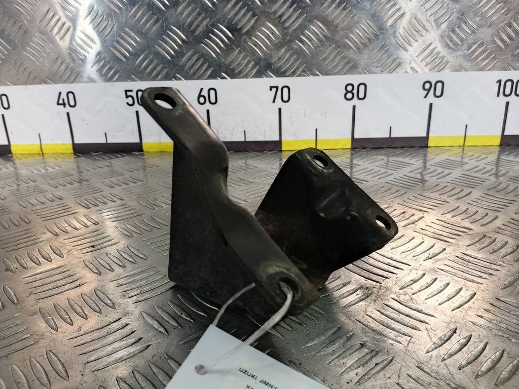 кронштейн двигателя (двс) SUZUKI JIMNY  1164180A00, 860 рублей, Москва