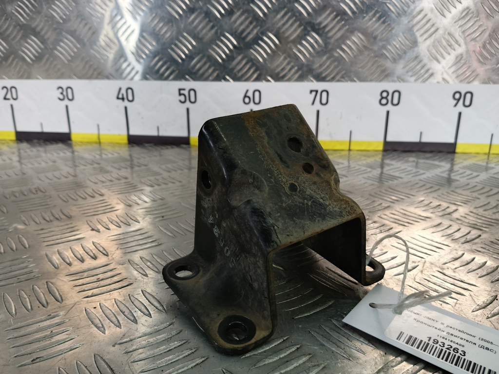 кронштейн двигателя (двс) SUZUKI JIMNY  1164180A00, 860 рублей, Москва