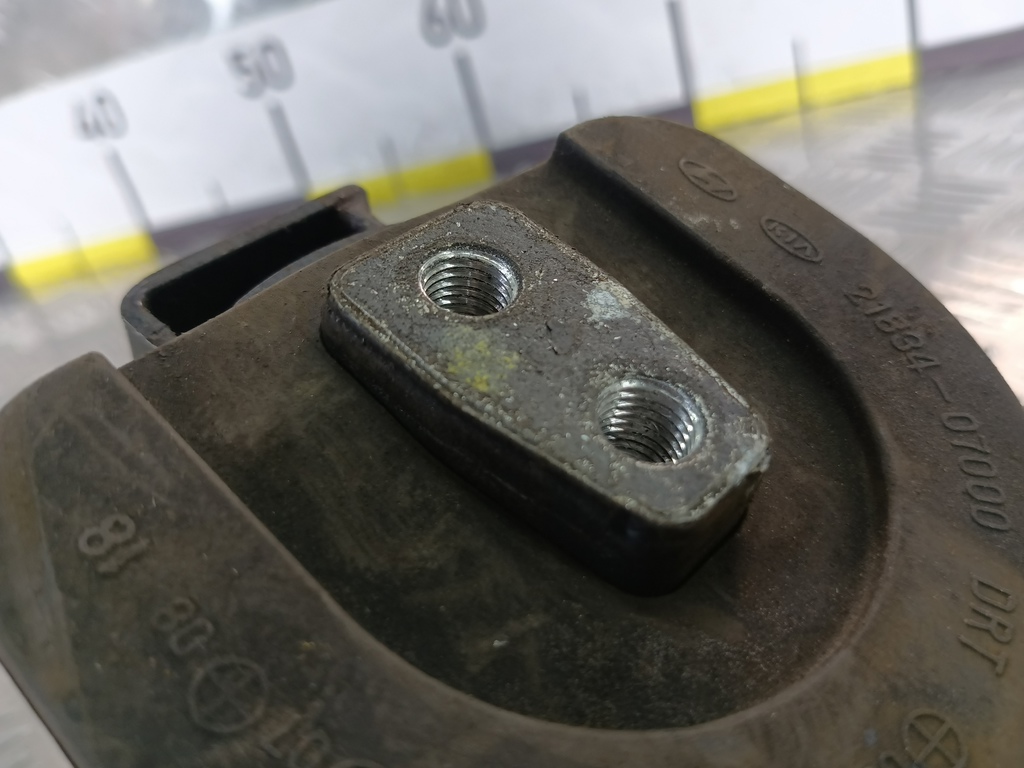 подушка двигателя (опора двс) Kia PICANTO  2183007100, 1780 рублей, Москва