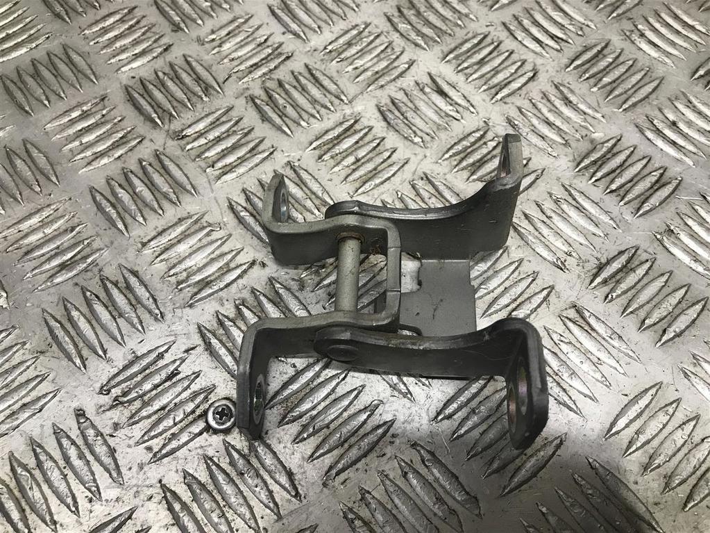 петли крышки багажника SUZUKI Grand Vitara 1.6 4WD MT (106 л.с.)Grand Vitara  II (2005—2008) Внедорожник 69510-65J00, 630 рублей, Москва