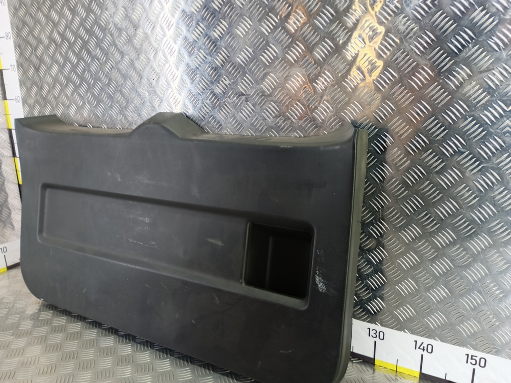 обшивка крышки багажника SUZUKI Grand Vitara 2.0 4WD MT (140 л.с.)Grand Vitara  II (2005—2008) Внедорожник 8377065J005PK, 6730 рублей, Москва