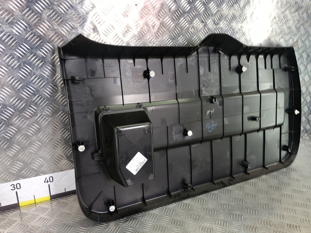 обшивка крышки багажника SUZUKI Grand Vitara 2.0 4WD MT (140 л.с.)Grand Vitara  II (2005—2008) Внедорожник 8377065J005PK, 6730 рублей, Москва