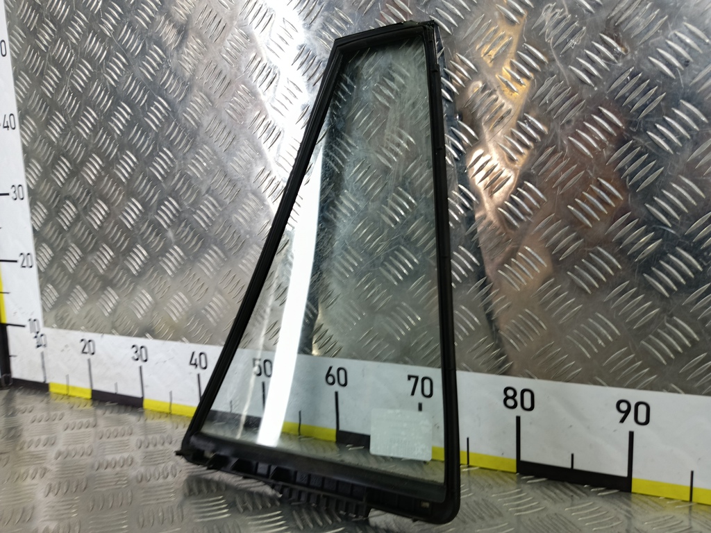 стекло двери SUZUKI Grand Vitara 2.0 4WD MT (140 л.с.)Grand Vitara  II (2005—2008) Внедорожник 8455665J00, 520 рублей, Москва