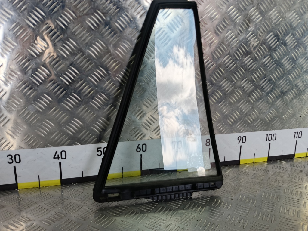 стекло двери SUZUKI Grand Vitara 2.0 4WD MT (140 л.с.)Grand Vitara  II (2005—2008) Внедорожник 8455665J00, 520 рублей, Москва