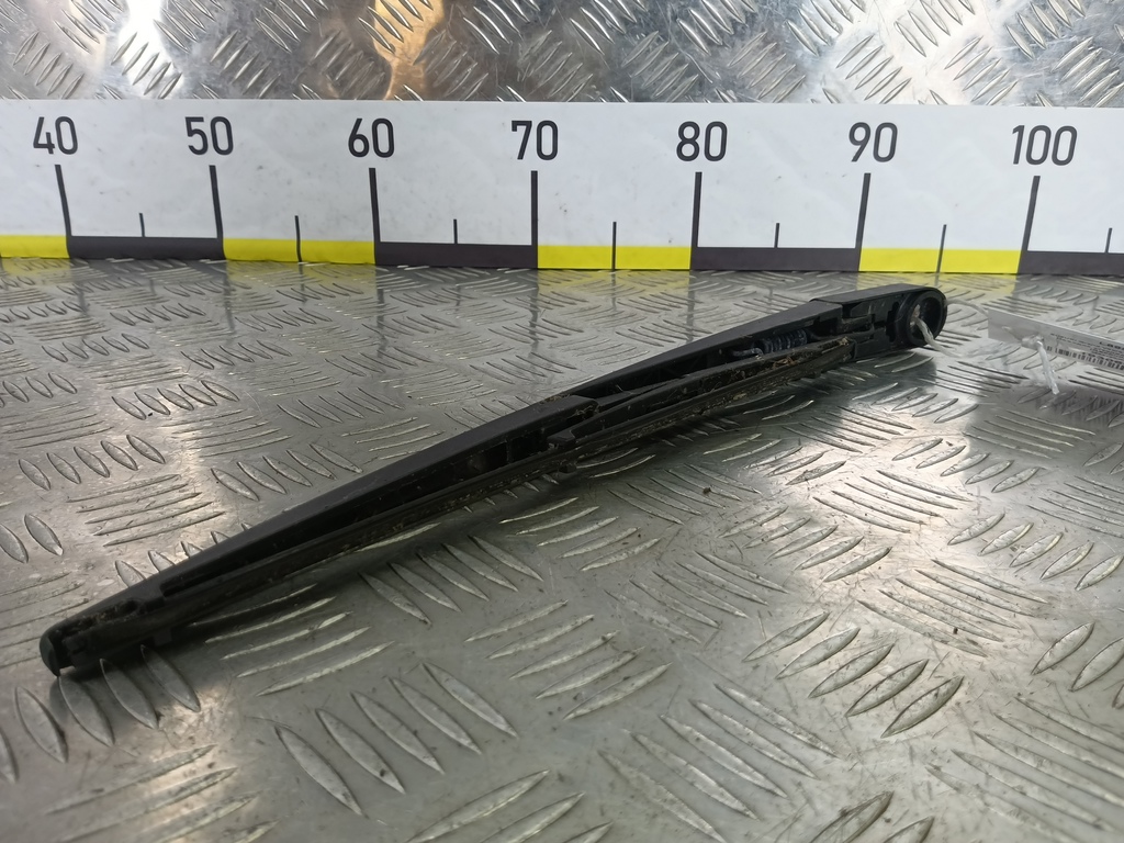 поводок стеклоочистителя (дворник) SUZUKI Grand Vitara 2.0 4WD MT (140 л.с.)Grand Vitara  II (2005—2008) Внедорожник 3882165J00, 630 рублей, Москва