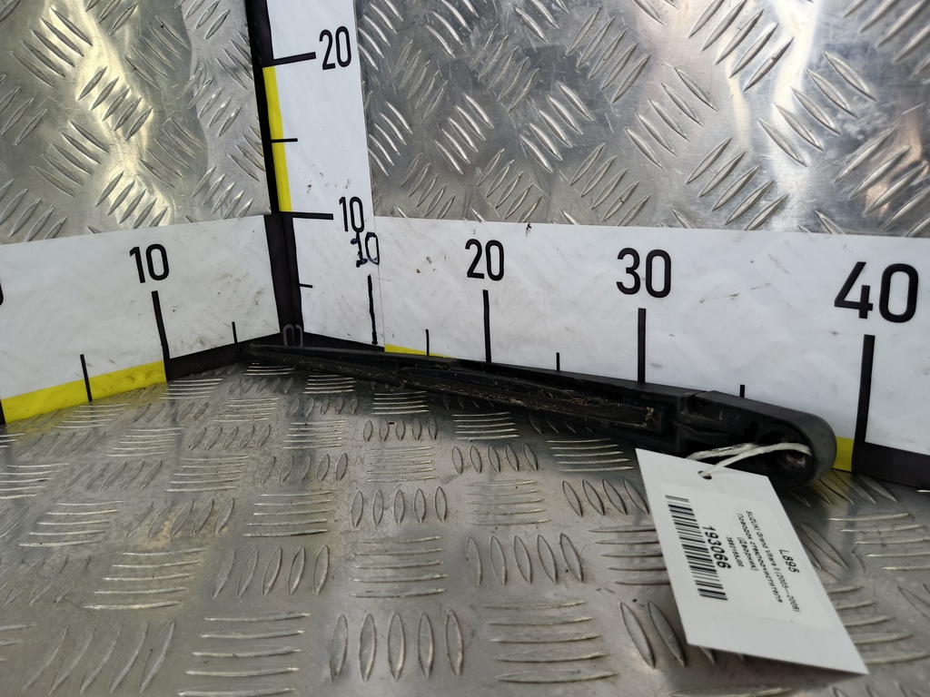 поводок стеклоочистителя (дворник) SUZUKI Grand Vitara 2.0 4WD MT (140 л.с.)Grand Vitara  II (2005—2008) Внедорожник 3882165J00, 630 рублей, Москва