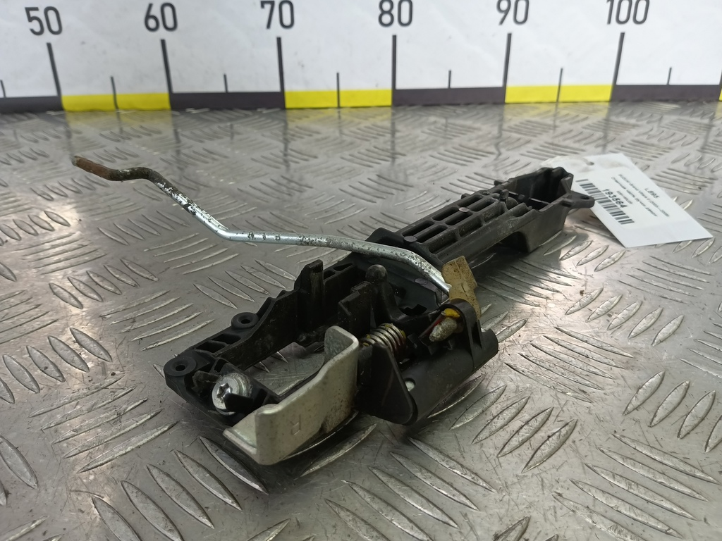 ответная часть ручки двери SUZUKI Grand Vitara 2.0 4WD MT (140 л.с.)Grand Vitara  II (2005—2008) Внедорожник 8281163J20, 520 рублей, Москва