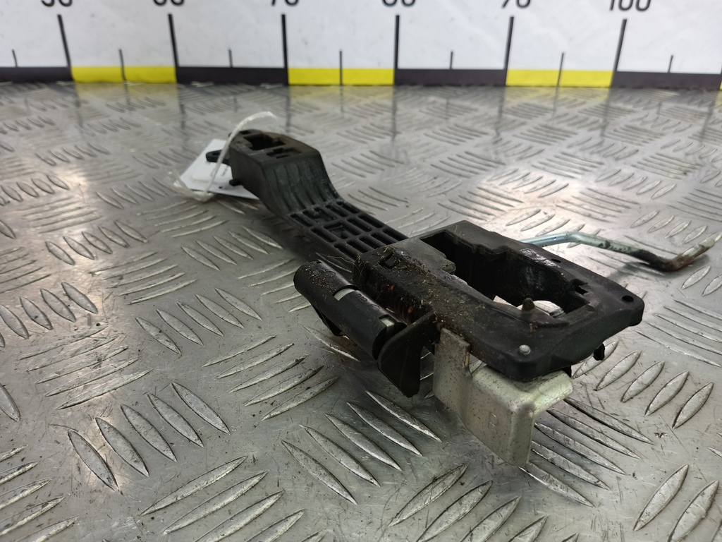 ответная часть ручки двери SUZUKI Grand Vitara 2.0 4WD MT (140 л.с.)Grand Vitara  II (2005—2008) Внедорожник 8281163J20, 520 рублей, Москва