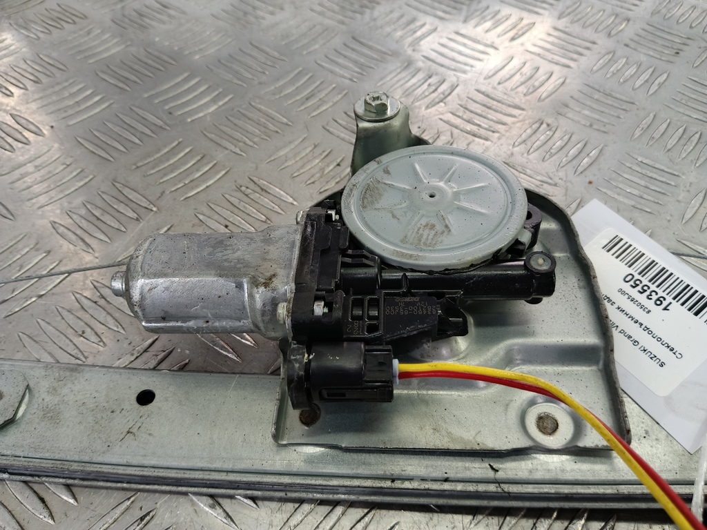 стеклоподъемник SUZUKI Grand Vitara 2.0 4WD MT (140 л.с.)Grand Vitara  II (2005—2008) Внедорожник 83502-65J00, 630 рублей, Москва