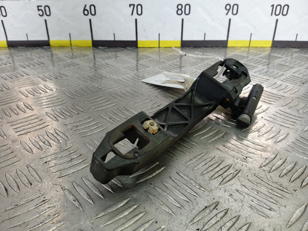 ответная часть ручки двери SUZUKI Grand Vitara 2.0 4WD MT (140 л.с.)Grand Vitara  II (2005—2008) Внедорожник 8283163J10, 630 рублей, Москва