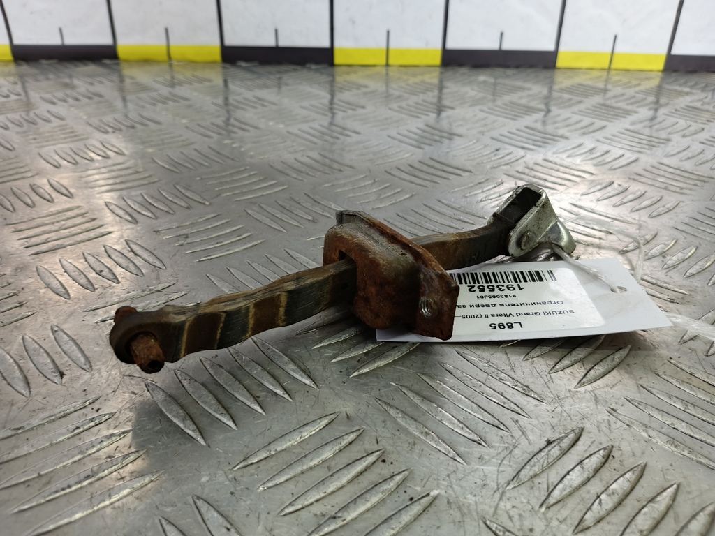 ограничитель двери SUZUKI Grand Vitara 2.0 4WD MT (140 л.с.)Grand Vitara  II (2005—2008) Внедорожник 8183065J01, 860 рублей, Москва