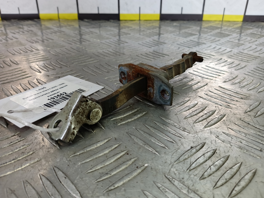 ограничитель двери SUZUKI Grand Vitara 2.0 4WD MT (140 л.с.)Grand Vitara  II (2005—2008) Внедорожник 8183065J01, 860 рублей, Москва