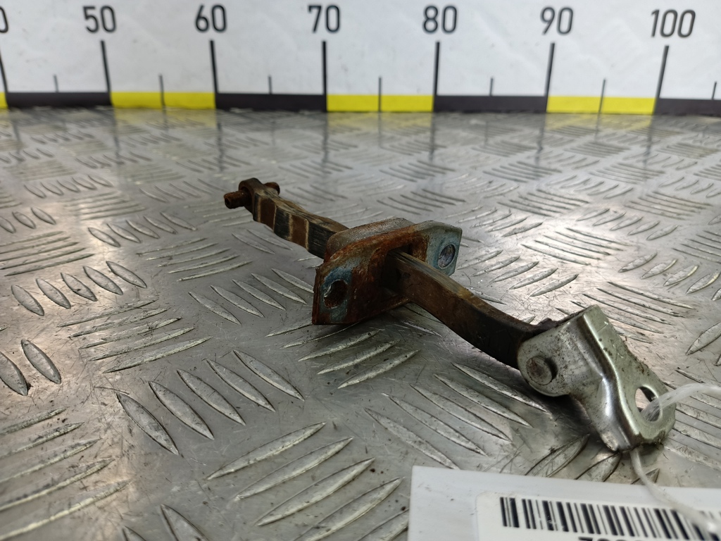 ограничитель двери SUZUKI Grand Vitara 2.0 4WD MT (140 л.с.)Grand Vitara  II (2005—2008) Внедорожник 8183065J01, 860 рублей, Москва