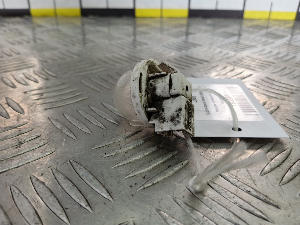 фонарь номерного знака SUZUKI Grand Vitara 2.0 4WD MT (140 л.с.)Grand Vitara  II (2005—2008) Внедорожник 3591075F22, 1210 рублей, Москва