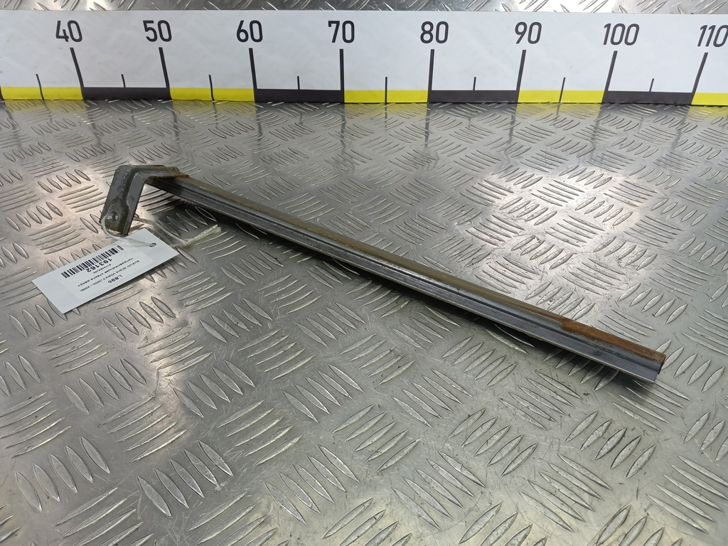 направляющая стекла двери SUZUKI Grand Vitara 2.0 4WD MT (140 л.с.)Grand Vitara  II (2005—2008) Внедорожник 8174065J00, 630 рублей, Москва