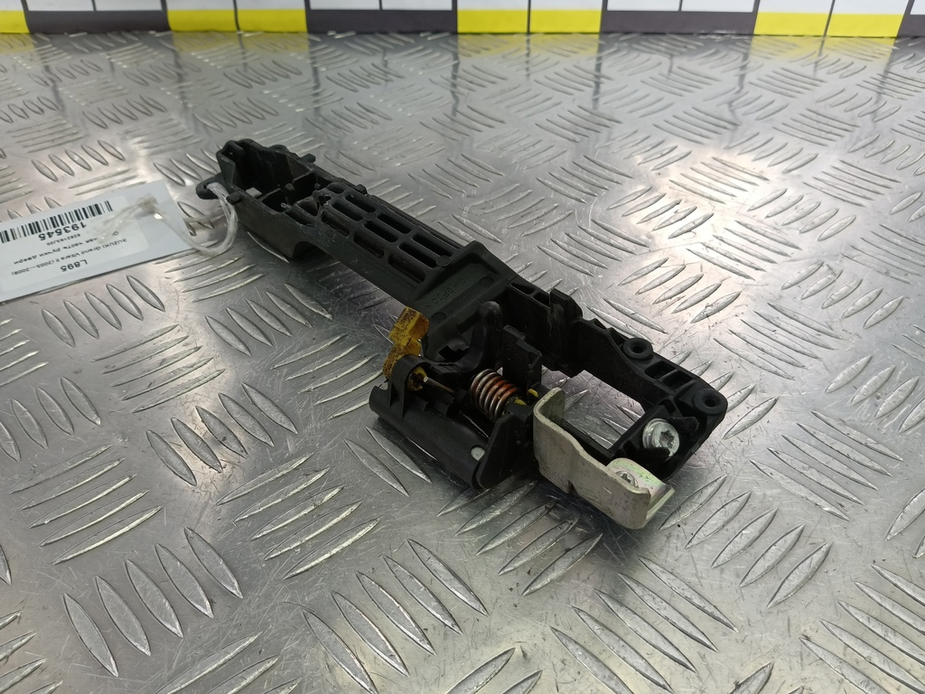 ответная часть ручки двери SUZUKI Grand Vitara 2.0 4WD MT (140 л.с.)Grand Vitara  II (2005—2008) Внедорожник 8282163J20, 520 рублей, Москва