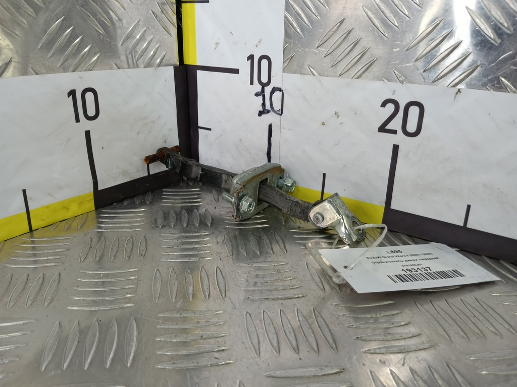 ограничитель двери SUZUKI Grand Vitara 2.0 4WD MT (140 л.с.)Grand Vitara  II (2005—2008) Внедорожник 8181065J01, 980 рублей, Москва