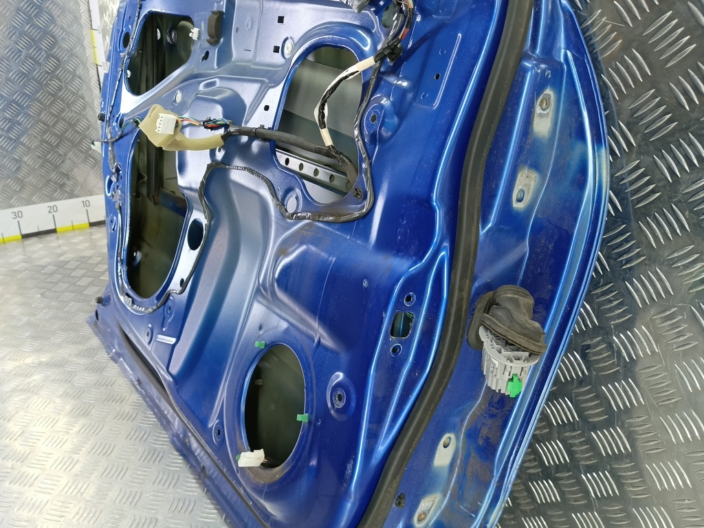 дверь SUZUKI Grand Vitara 2.0 4WD MT (140 л.с.)Grand Vitara  II (2005—2008) Внедорожник 6800265843, 13169 рублей, Москва