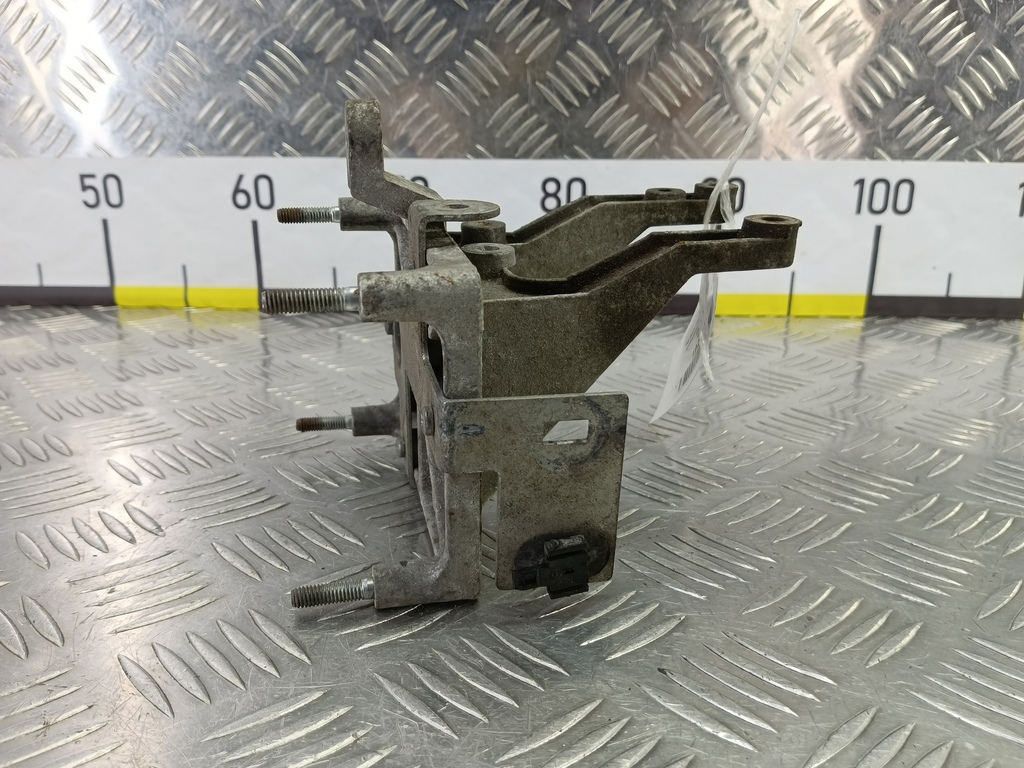 кронштейн блока управления двигателя Fiat Doblo 1.4 MT (77 л.с.)Doblo  I рестайлинг (2005—2015) Минивэн 55249001, 1320 рублей, Москва